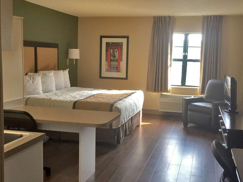 Extended Stay America Select Suites - Chicago - Rolling Meadows Стая снимка