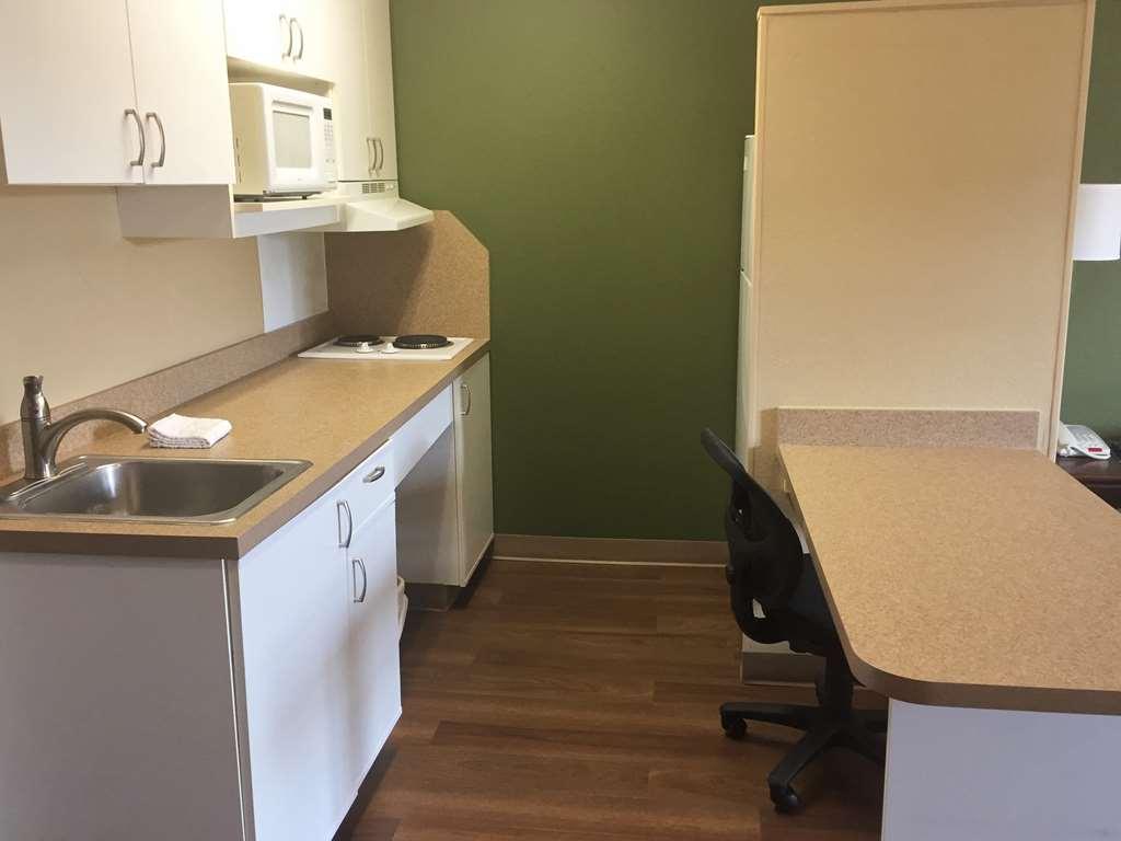 Extended Stay America Select Suites - Chicago - Rolling Meadows Стая снимка