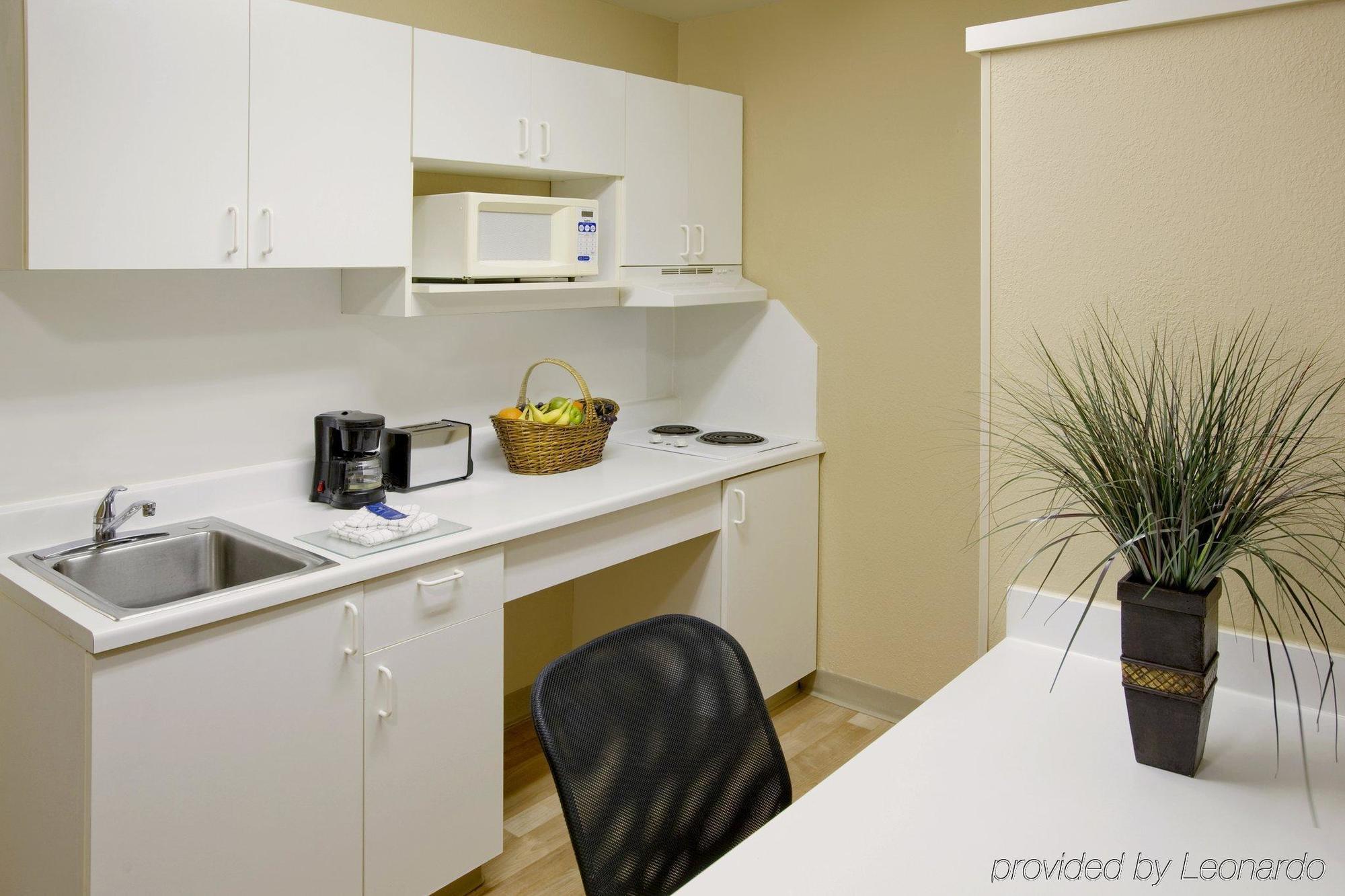 Extended Stay America Select Suites - Chicago - Rolling Meadows Стая снимка